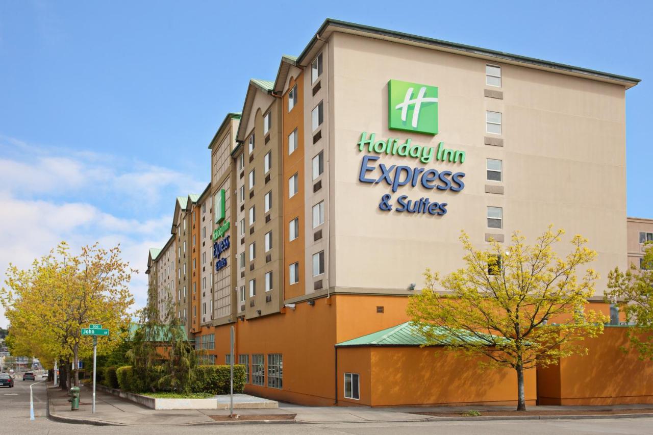 Holiday Inn Express & Suites Seattle - City Center Exterior photo